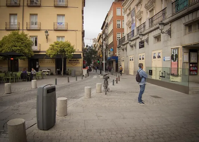 Hostal PETITE MAMAN Madrid